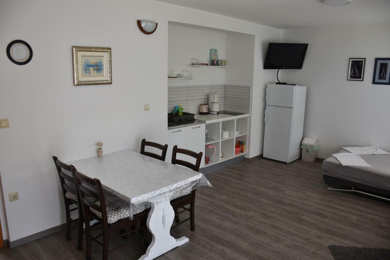 Oasis Of Peace Apartment Omiš Exterior foto